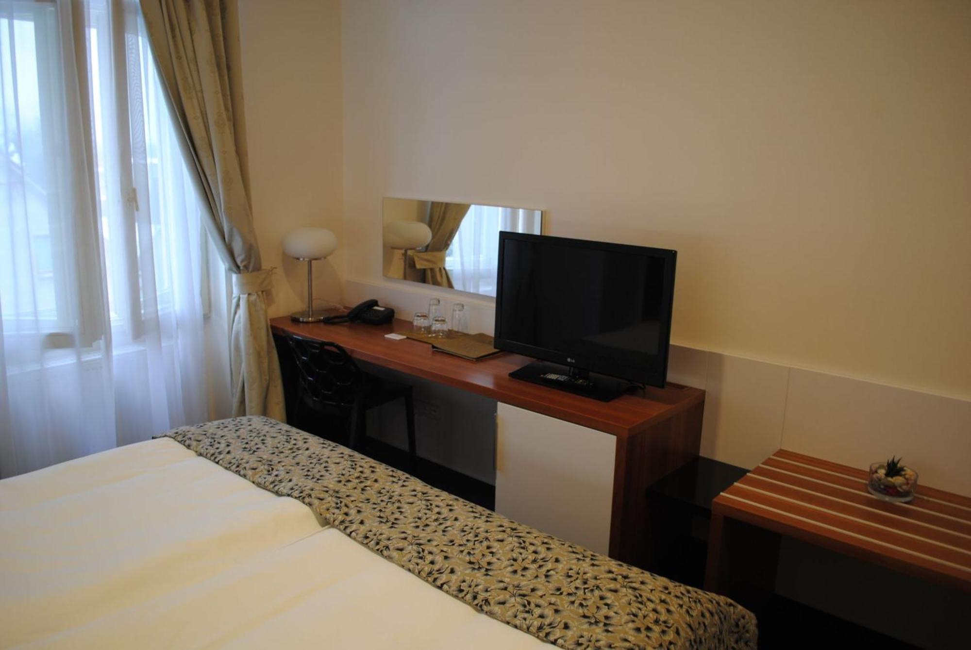 Hotel Zámeček Petrovice - free wellness 3h Petrovice u Karviné Habitación foto